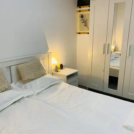 Modern Flat Near Liberty Bridge Budapest